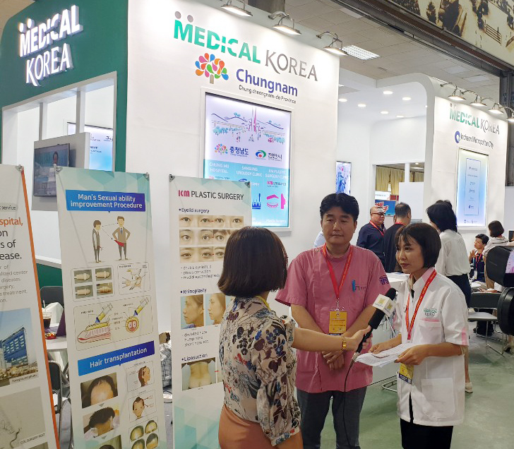 천안시가 외국 의료관광객 유치를 위해 8일부터 11일까지 베트남 하노이에서 열리는 ‘베트남 메디컬 투어리즘 2019(Vietnam Medical Tourism)’에 참가하고 있다.