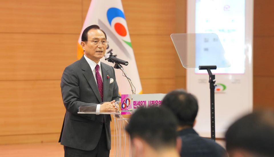 박상돈 천안시장이 9일 시청 대회의실에서 ‘민선 8기 시정 운영 4개년 계획’을 발표하고 있다.