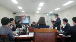 아산시의회, '종이컵 투척 사건'으로 시끌